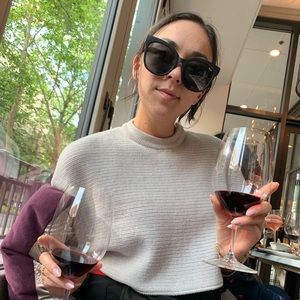 Meet your Posher, Andrea